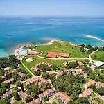 Apartments Polynesia Plava Laguna